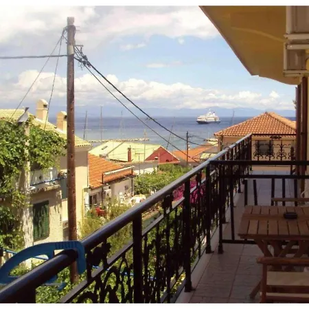 Lefkas 3*