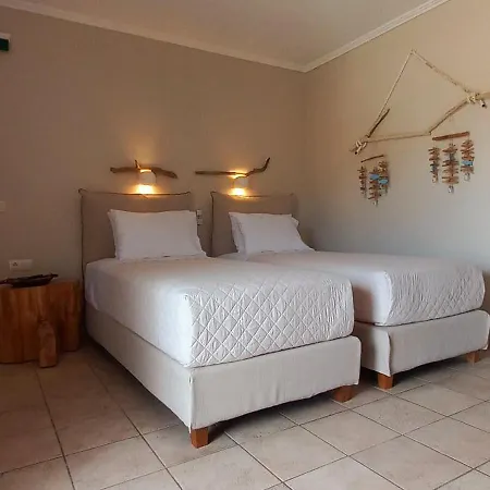 Lefkas Aparthotel 3*